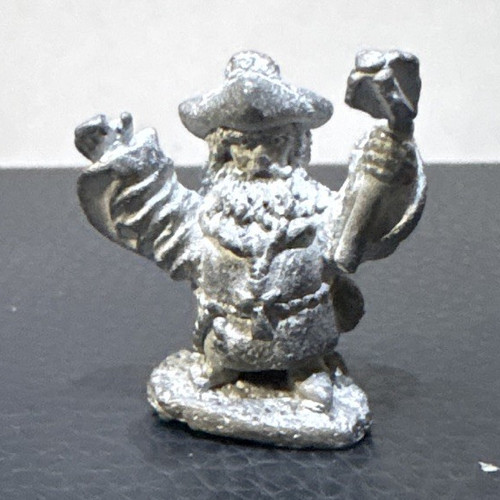 Small silver tone metal rabbit - metal,